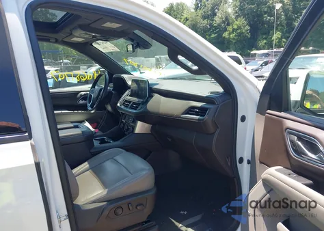 2021 Chevrolet Suburban 4Wd Z71 z USA, uszkodzony, nr VIN 1GNSKDKD5MR138359